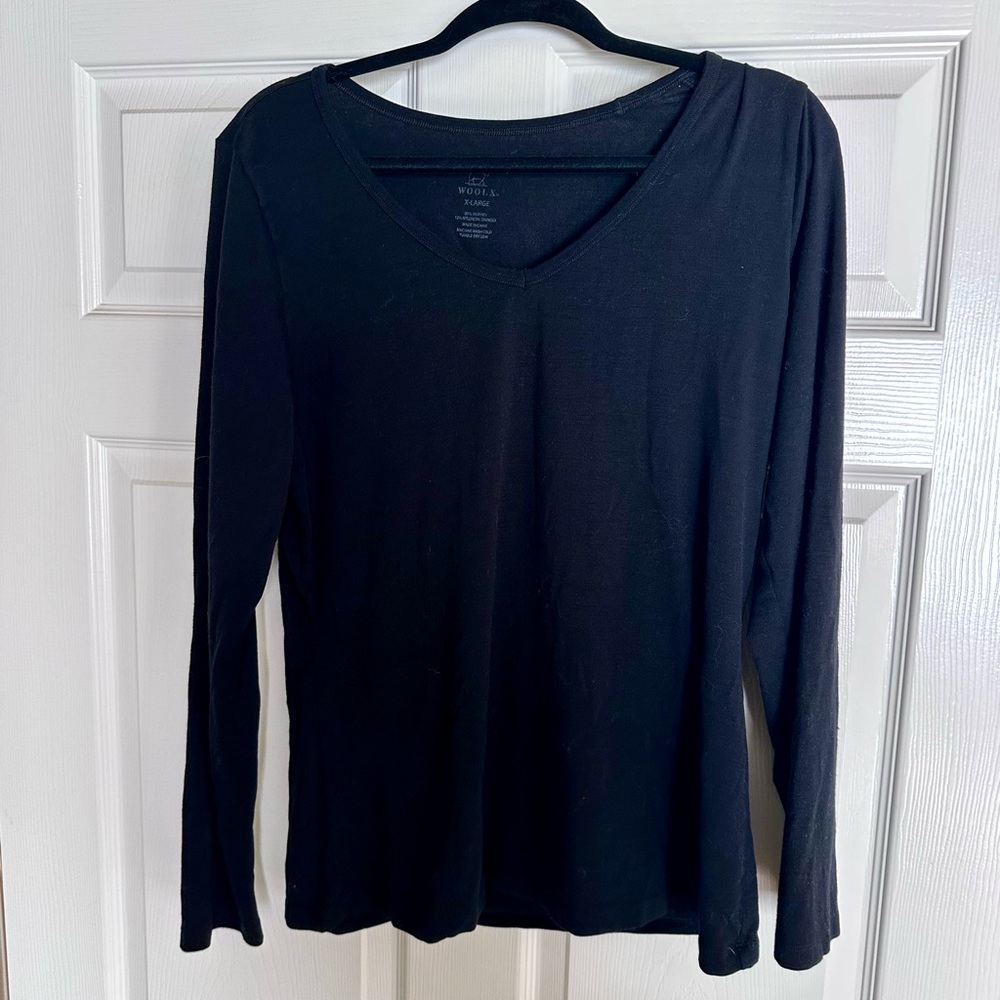 WoolX black long sleeve T-shirt. Women’s XLarge